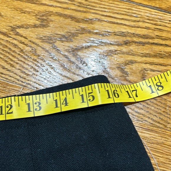 Michele black fringe skirt. Acrylic/wool blend. Back zipper. Size 14. Lined. - Picture 9 of 12